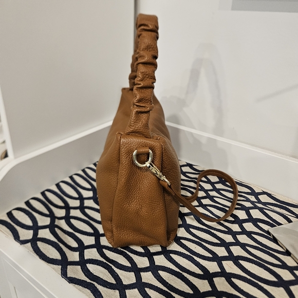 LUANA FERRACUTI Leather ShoulderBag With Ruched Handie Made In Italy Cognac EUC - Picture 4 of 16